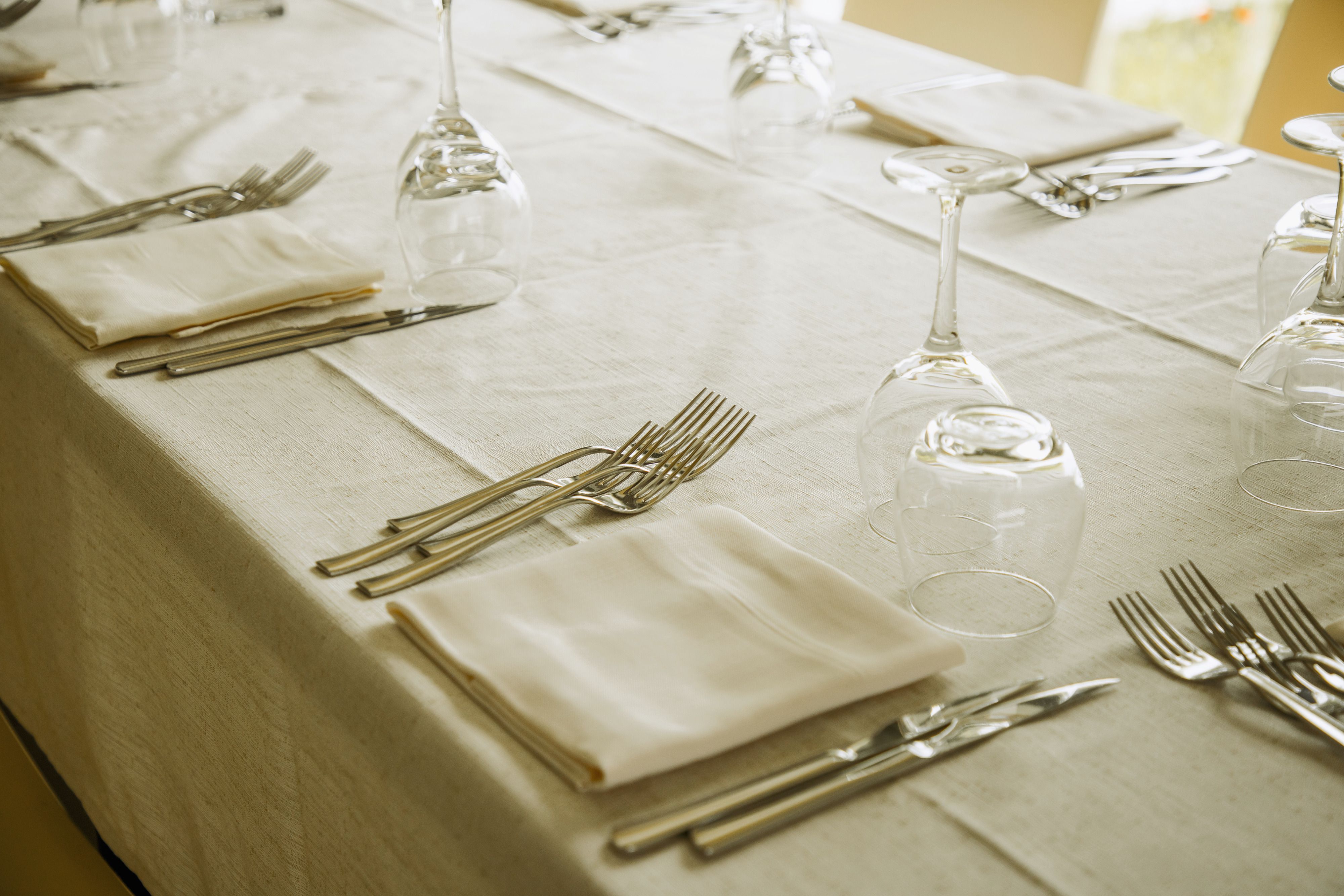 Tavola apparecchiata per un evento